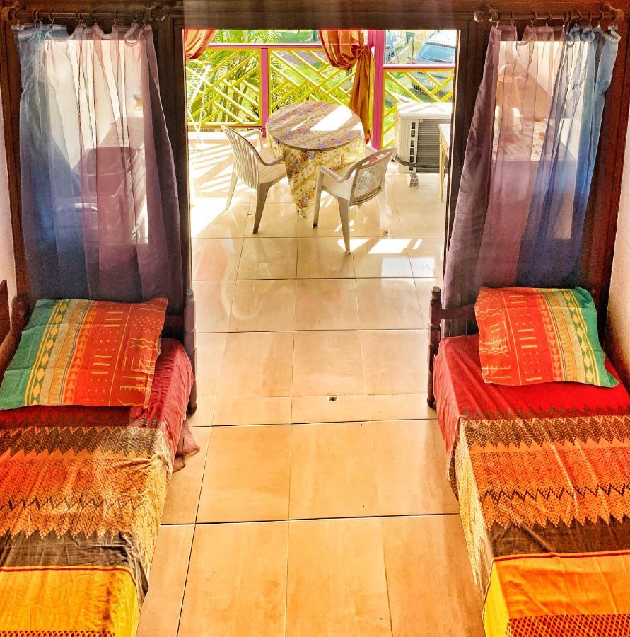 Appartement Duplex Climatise Avec Wi-Fi - Plage Pointe Marin A Pieds, Recemment Renove Sainte-Anne Εξωτερικό φωτογραφία
